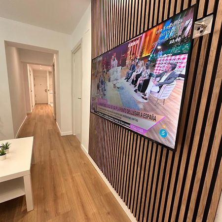 Claveles De Luxe Apartment มาลากา ภายนอก รูปภาพ