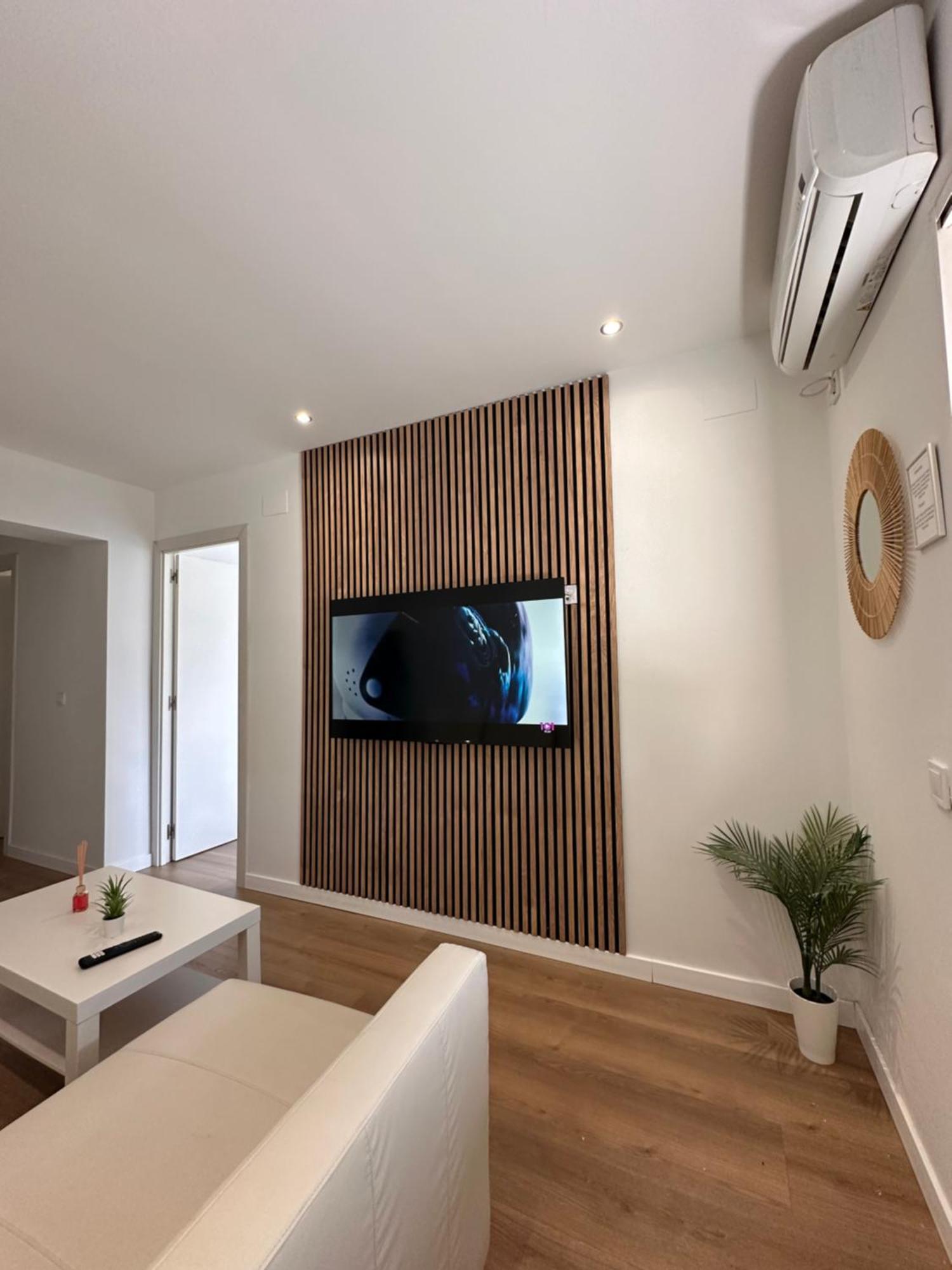 Claveles De Luxe Apartment มาลากา ภายนอก รูปภาพ